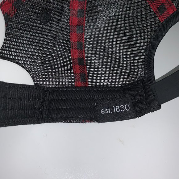 Woolrich 6-Panel Snapback Trucker Cap - Picture 2 of 7